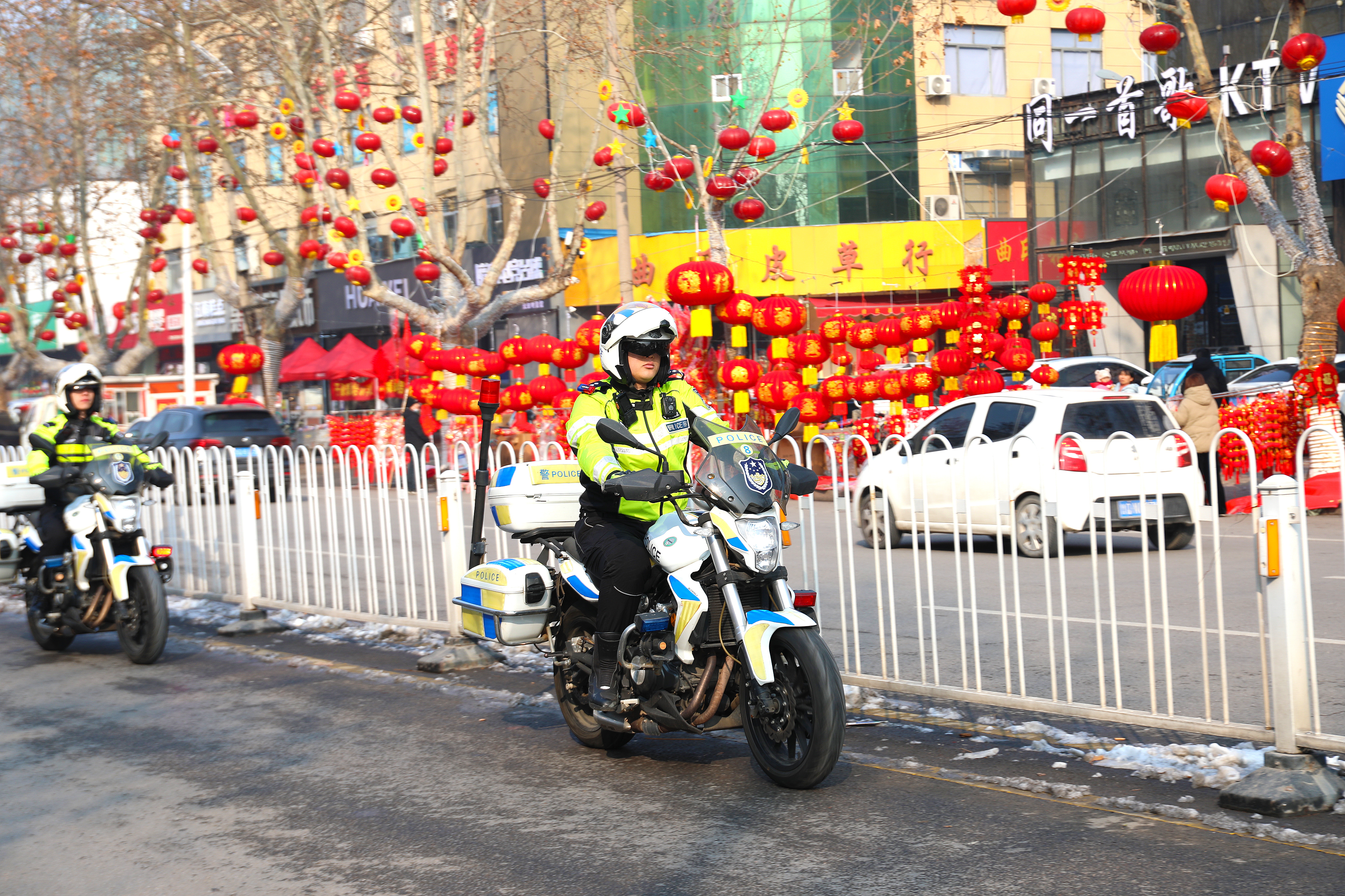 交警照片 铁骑图片